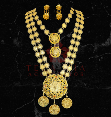 Collar doble moneda en flor