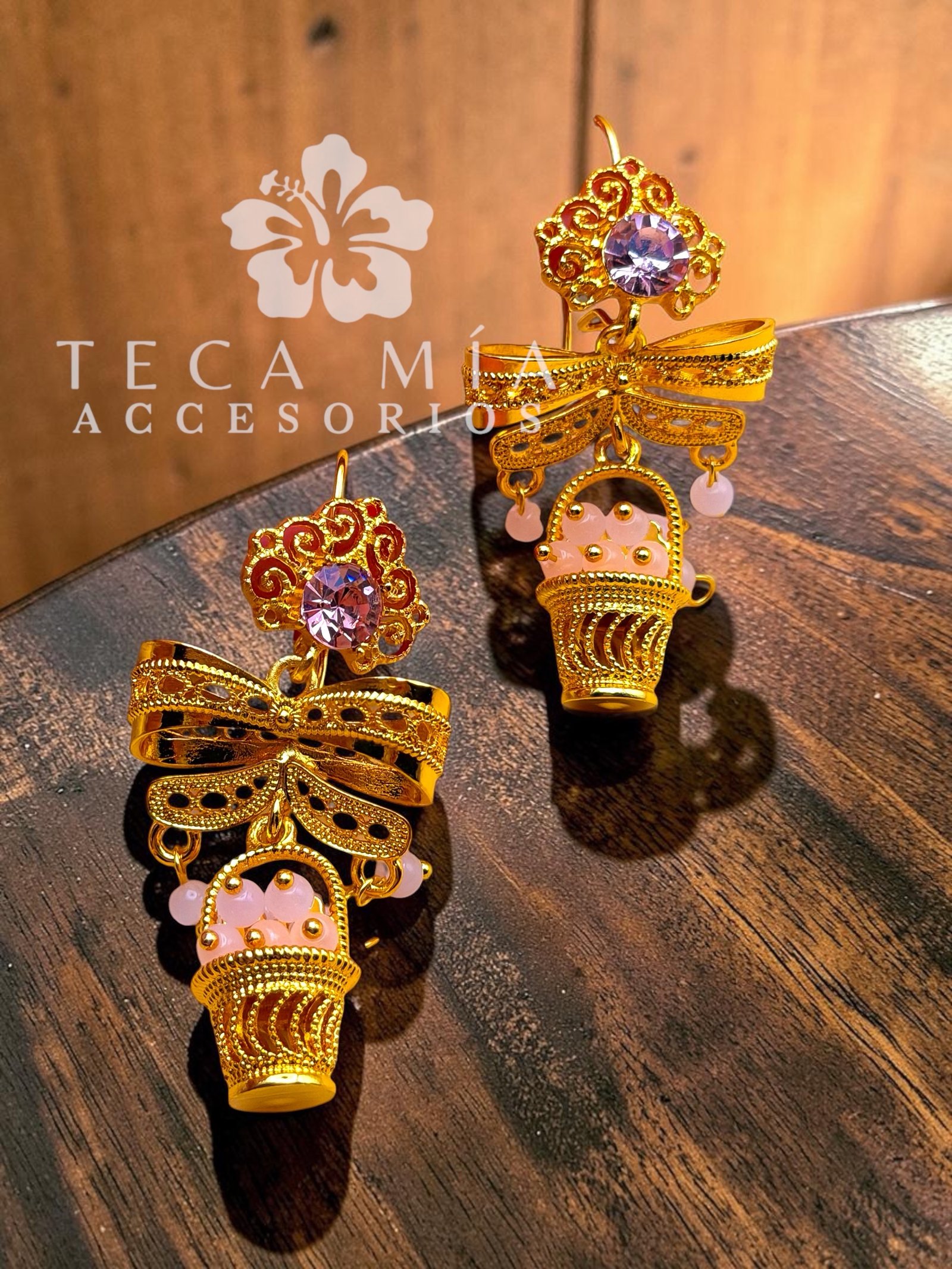 Aretes canastita piedras crema - Imagen 2